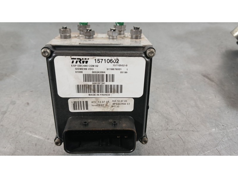 Recambio de abs para peugeot 407 (6d_) 2.0 hdi 135 (6drhrh, 6drhre, 6drhrg, 6drhrj) referencia OEM IAM 4541HE  