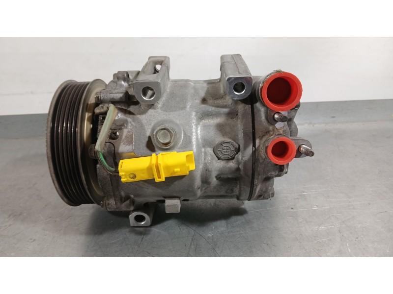 Recambio de compresor aire acondicionado para peugeot 407 (6d_) 2.0 hdi 135 (6drhrh, 6drhre, 6drhrg, 6drhrj) referencia OEM IAM 