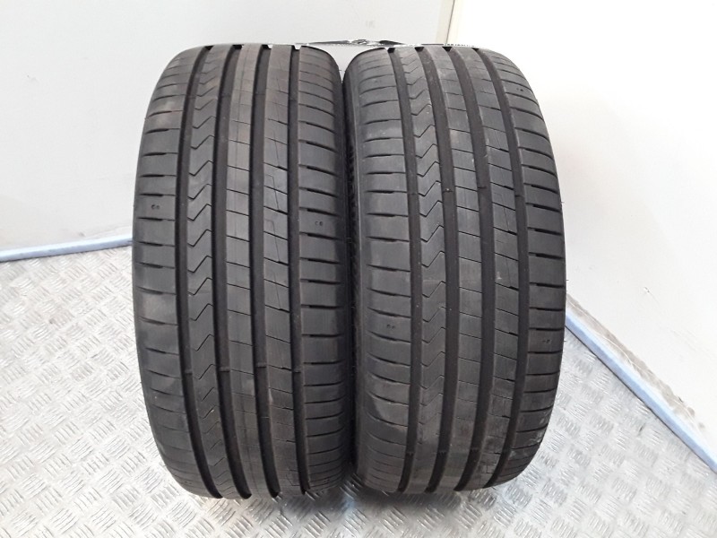 Recambio de neumatico pareja para neumaticos reutilizados - referencia OEM IAM 235451797W HANKOOK 235/45/17/97W
