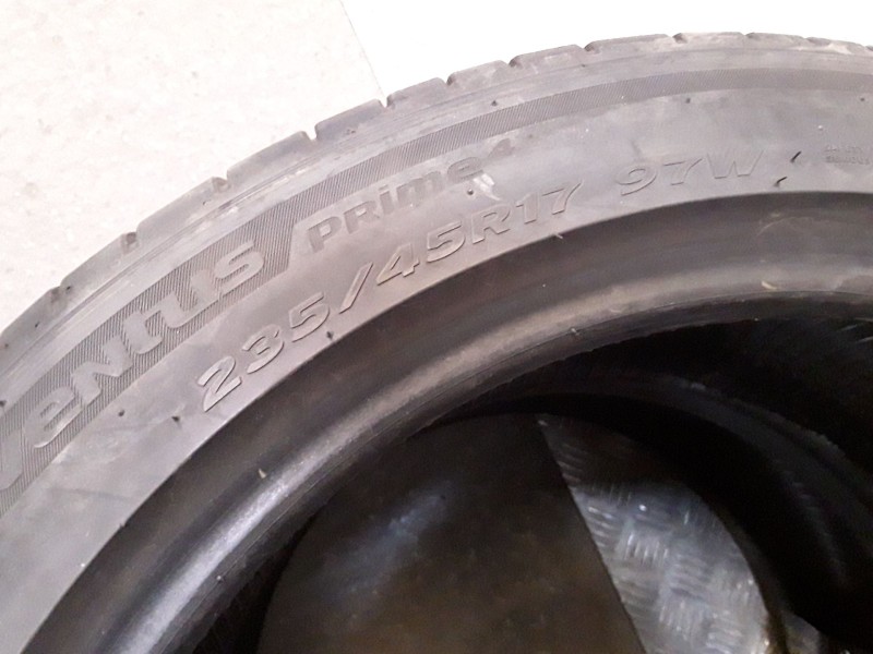 Recambio de neumatico pareja para neumaticos reutilizados - referencia OEM IAM 235451797W HANKOOK 235/45/17/97W