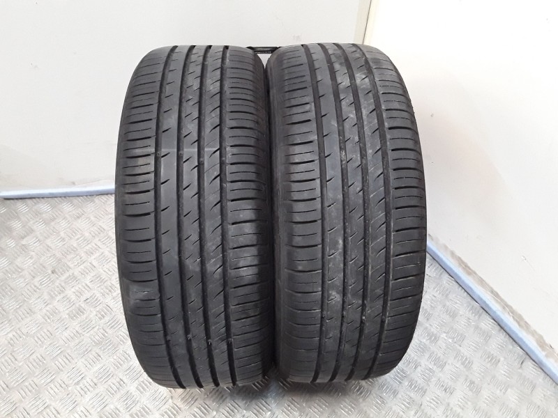Recambio de neumatico pareja para neumaticos reutilizados - referencia OEM IAM 205501793W KUMHO 205/50/17/93W