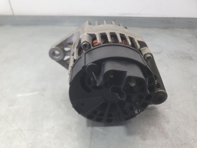 Recambio de alternador para fiat stilo multi wagon (192_) 1.9 jtd referencia OEM IAM 71794788 51859053 