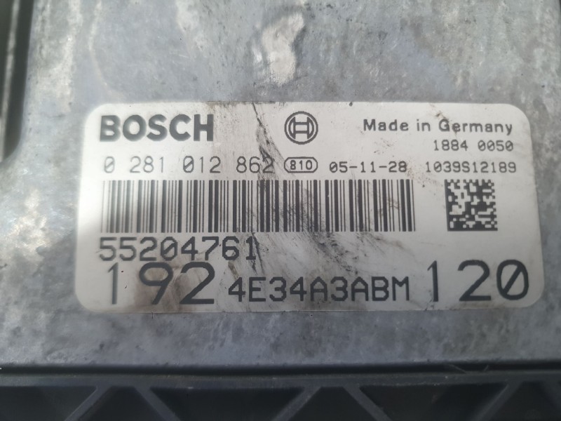 Recambio de centralita motor uce para fiat stilo multi wagon (192_) 1.9 jtd referencia OEM IAM 55204761  