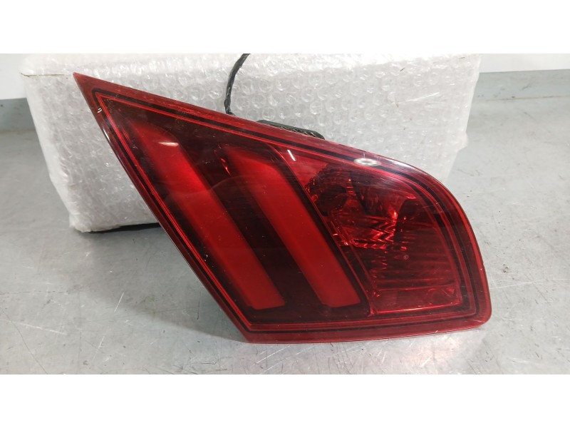 Recambio de piloto trasero izquierdo interior para peugeot 308 ii (lb_, lp_, lw_, lh_, l3_) 1.6 bluehdi 120 referencia OEM IAM 9
