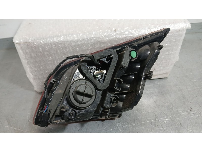 Recambio de piloto trasero izquierdo interior para peugeot 308 ii (lb_, lp_, lw_, lh_, l3_) 1.6 bluehdi 120 referencia OEM IAM 9