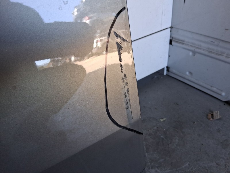 Recambio de puerta delantera izquierda para kia sportage iii (sl) 1.6 gdi referencia OEM IAM 760033W011 TOCADA TOCADA