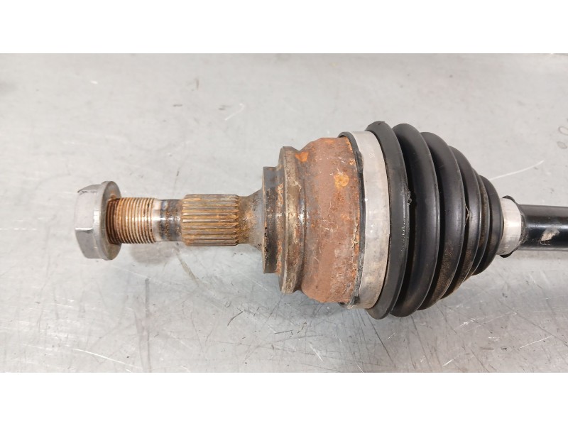 Recambio de transmision delantera izquierda para citroën c4 iii (ba_, bb_, bc_) 1.2 puretech 130 (bahnsa, bahnsb) referencia OEM