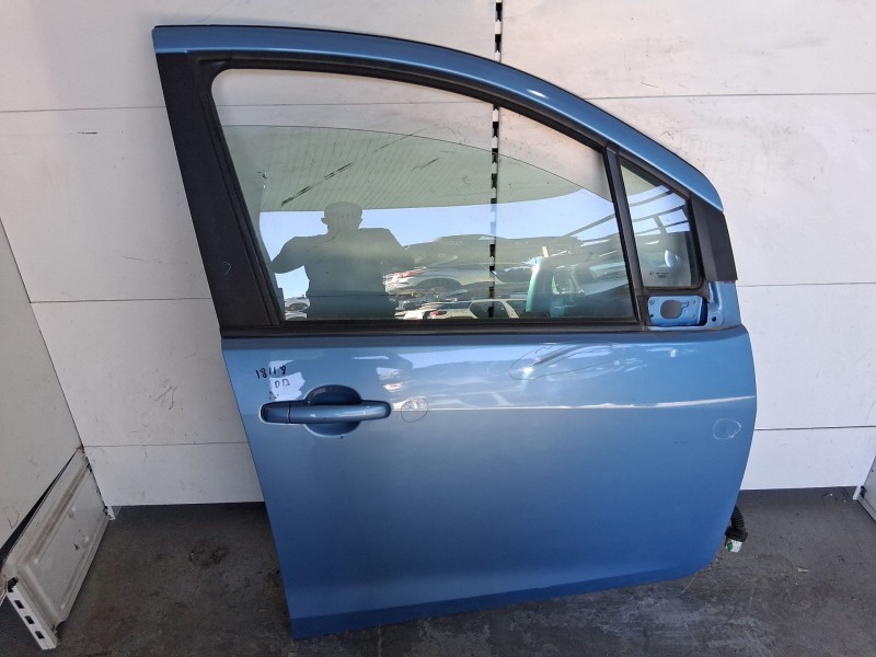 Recambio de puerta delantera derecha para opel agila b (h08) 1.2 (f68) referencia OEM IAM 93193290 TOCADA 