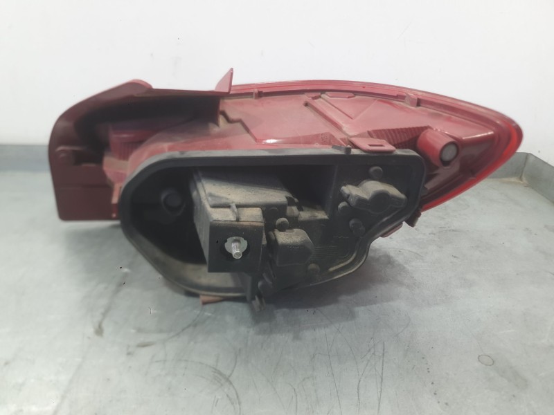 Recambio de piloto trasero izquierdo para seat ibiza iv sc (6j1, 6p5) 1.4 referencia OEM IAM 6J3945095N  