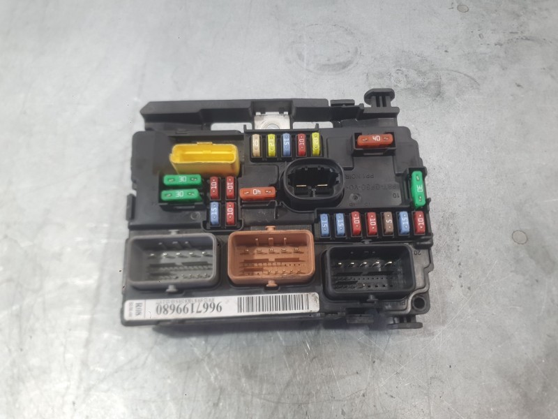 Recambio de caja reles / fusibles para citroën c3 ii (sc_) 1.4 hdi 70 (sc8hzc, sc8hr0, sc8hp4) referencia OEM IAM 6500HV  