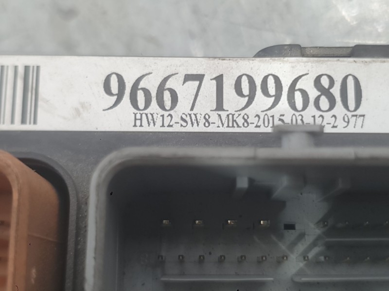 Recambio de caja reles / fusibles para citroën c3 ii (sc_) 1.4 hdi 70 (sc8hzc, sc8hr0, sc8hp4) referencia OEM IAM 6500HV  