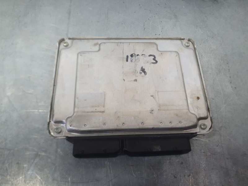 Recambio de centralita motor uce para seat leon (1m1) 1.9 tdi referencia OEM IAM 038906012JJ  