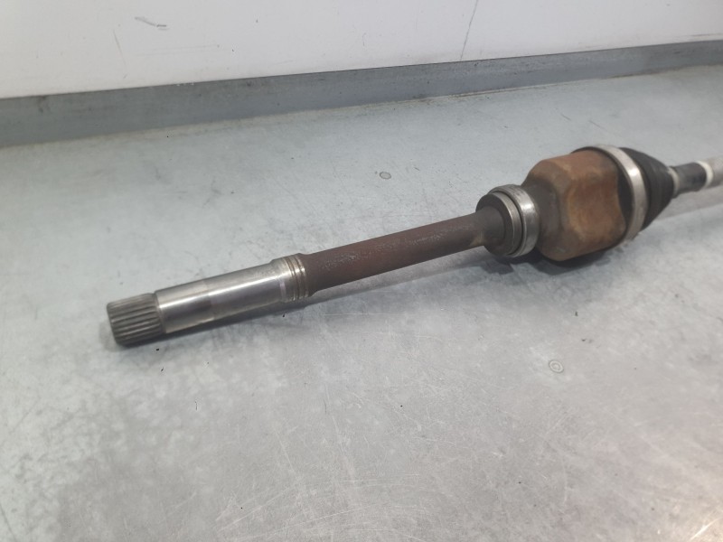 Recambio de transmision delantera derecha para peugeot 208 ii (ub_, up_, uw_, uj_) 1.2 puretech 100 referencia OEM IAM 982539098