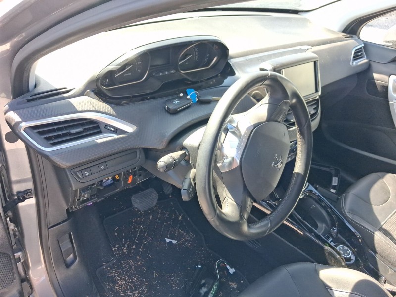 peugeot 2008 i (cu_) del año 2016