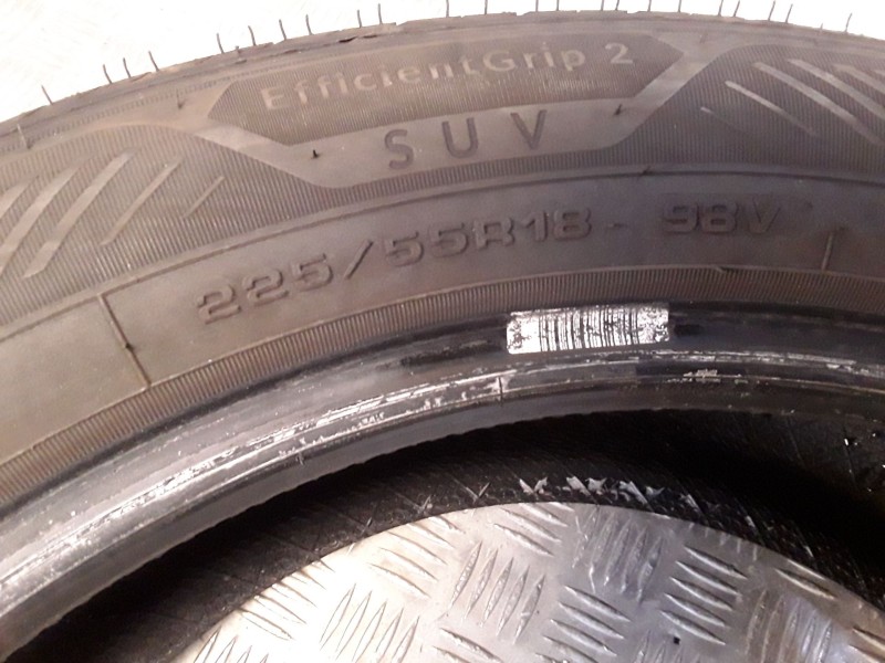 Recambio de neumatico pareja para neumaticos reutilizados - referencia OEM IAM 225551898V GOODYEAR 225/55/18/98V