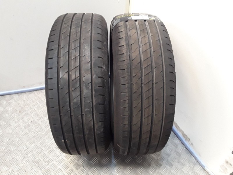 Recambio de neumatico pareja para neumaticos reutilizados - referencia OEM IAM 225551898V GOODYEAR 225/55/18/98V
