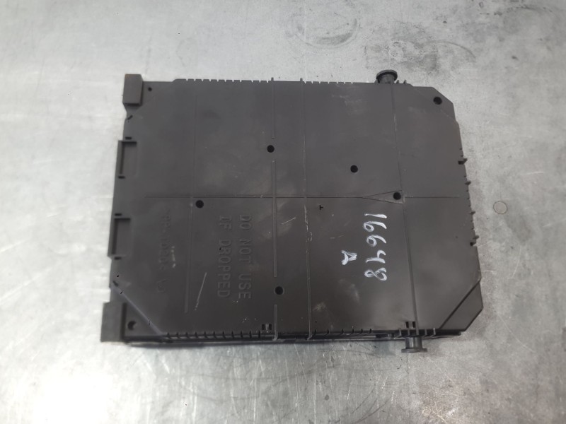Recambio de caja reles / fusibles para peugeot 208 ii (ub_, up_, uw_, uj_) 1.2 puretech 100 referencia OEM IAM   