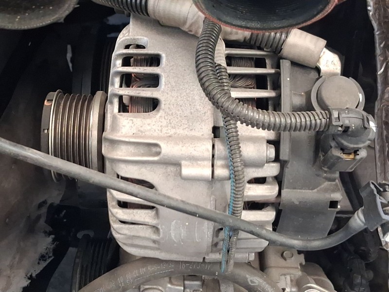Recambio de alternador para peugeot 2008 i (cu_) 1.2 thp 110 / puretech 110 referencia OEM IAM 9818677980 1608064580 