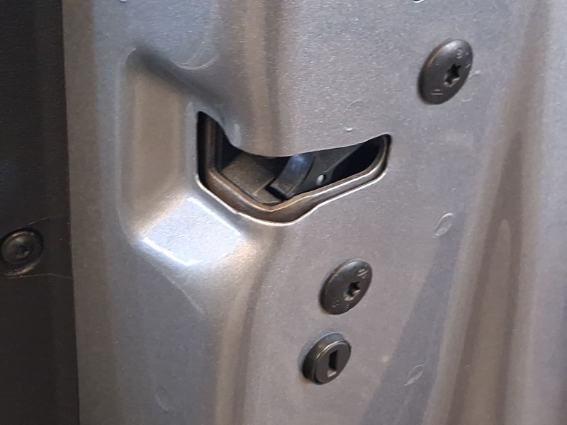 Recambio de cerradura puerta delantera derecha para peugeot 2008 i (cu_) 1.2 thp 110 / puretech 110 referencia OEM IAM 981250078
