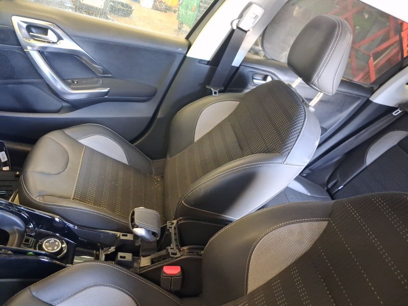 Recambio de asiento delantero derecho para peugeot 2008 i (cu_) 1.2 thp 110 / puretech 110 referencia OEM IAM   