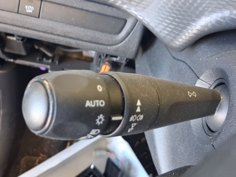 Recambio de mando luces y limpia para peugeot 2008 i (cu_) 1.2 thp 110 / puretech 110 referencia OEM IAM 98154507ZD  