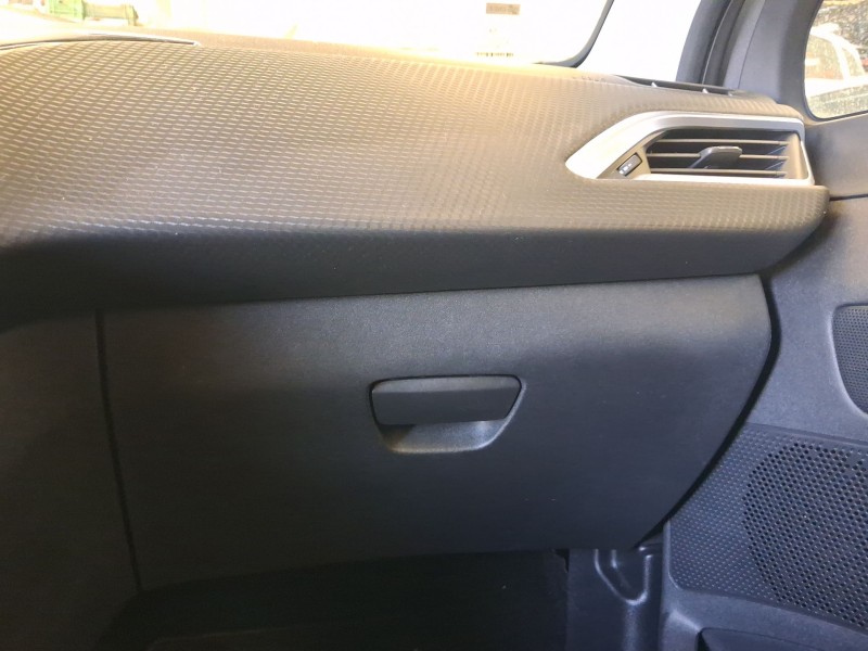 Recambio de guantera para peugeot 2008 i (cu_) 1.2 thp 110 / puretech 110 referencia OEM IAM 96728471ZD  