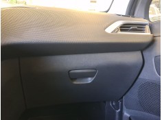 Recambio de guantera para peugeot 2008 i (cu_) 1.2 thp 110 / puretech 110 referencia OEM IAM 96728471ZD  
