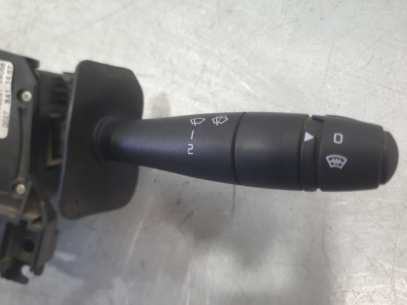 Recambio de mando luces y limpia para renault twizy (mam_) 80 referencia OEM IAM   