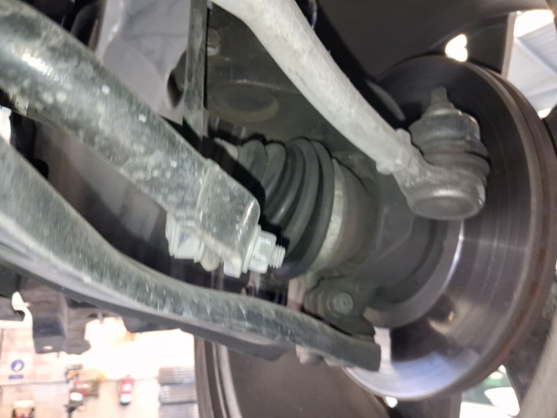 Recambio de mangueta delantera derecha para peugeot 2008 i (cu_) 1.2 thp 110 / puretech 110 referencia OEM IAM 364790  
