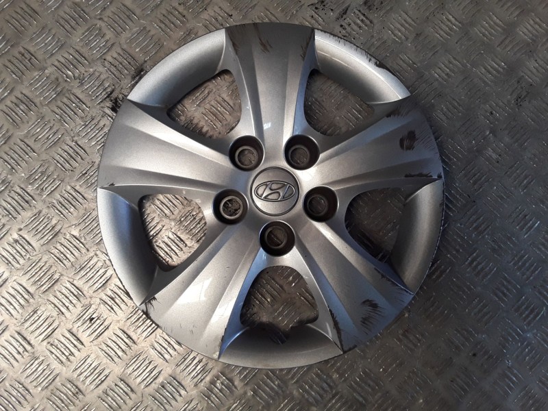Recambio de juego tapacubos para universal accesorio - referencia OEM IAM 15´´ 5 TORN HYUNDAI RALLADAS