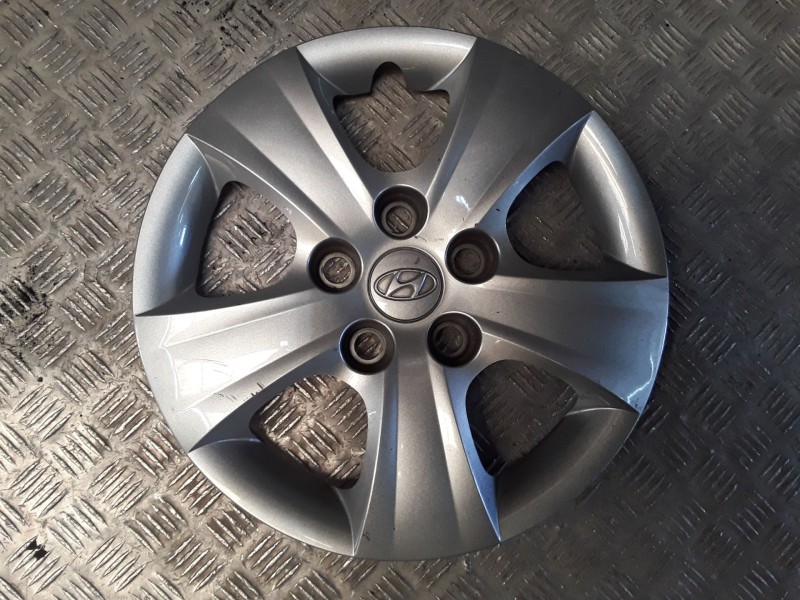 Recambio de juego tapacubos para universal accesorio - referencia OEM IAM 15´´ 5 TORN HYUNDAI RALLADAS