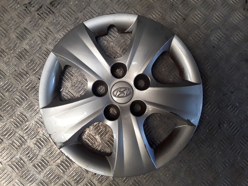 Recambio de juego tapacubos para universal accesorio - referencia OEM IAM 15´´ 5 TORN HYUNDAI RALLADAS