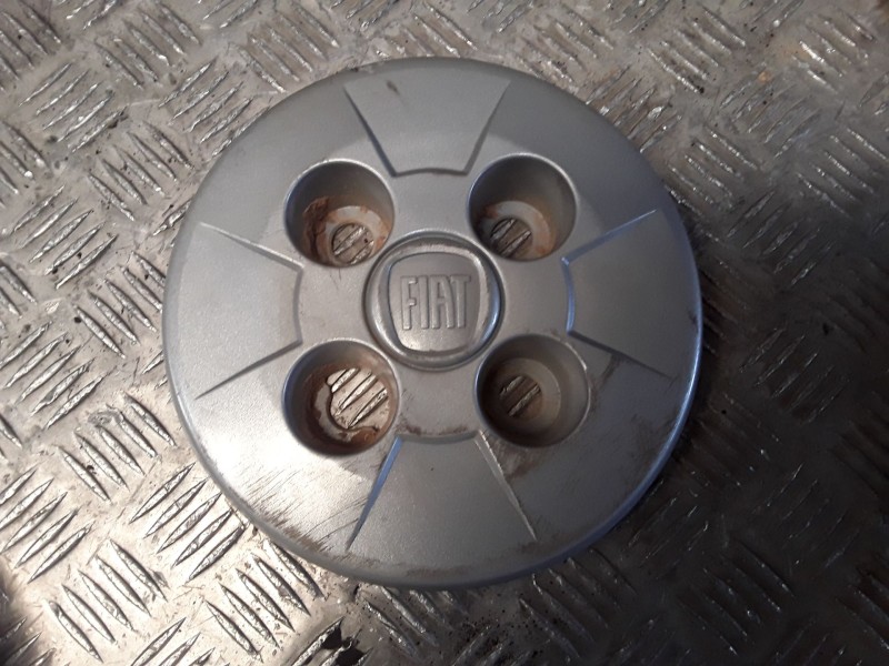 Recambio de juego tapacubos para universal accesorio - referencia OEM IAM 4 TORN FIAT RALLADAS