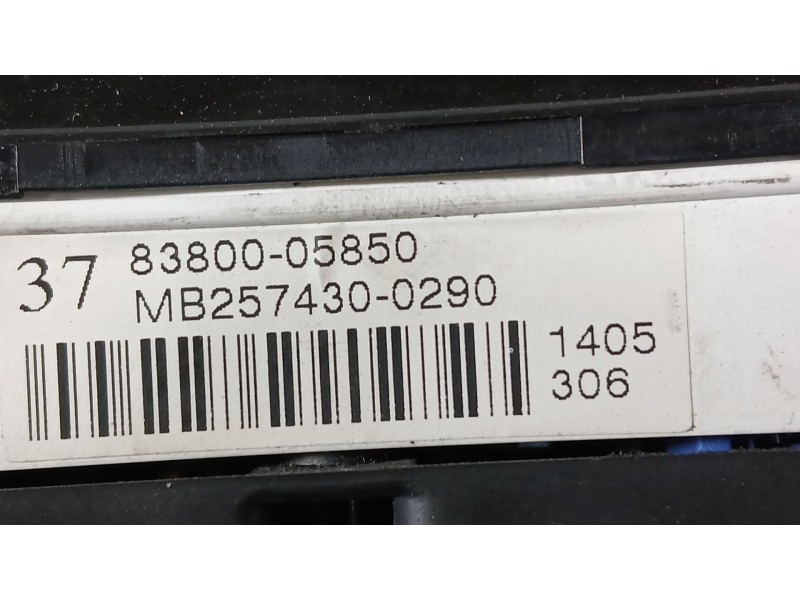 Recambio de cuadro instrumentos para toyota avensis (_t25_) 2.2 d-4d (adt251_) referencia OEM IAM 8380005850  