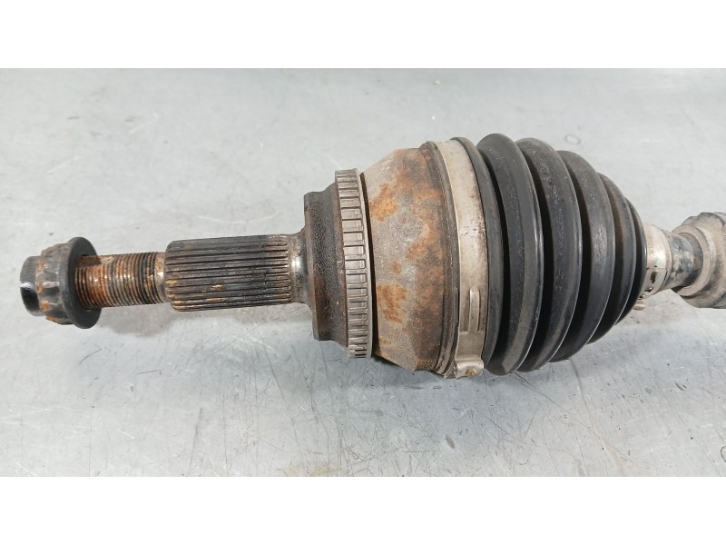 Recambio de transmision delantera izquierda para toyota avensis (_t25_) 2.2 d-4d (adt251_) referencia OEM IAM 4342005372  