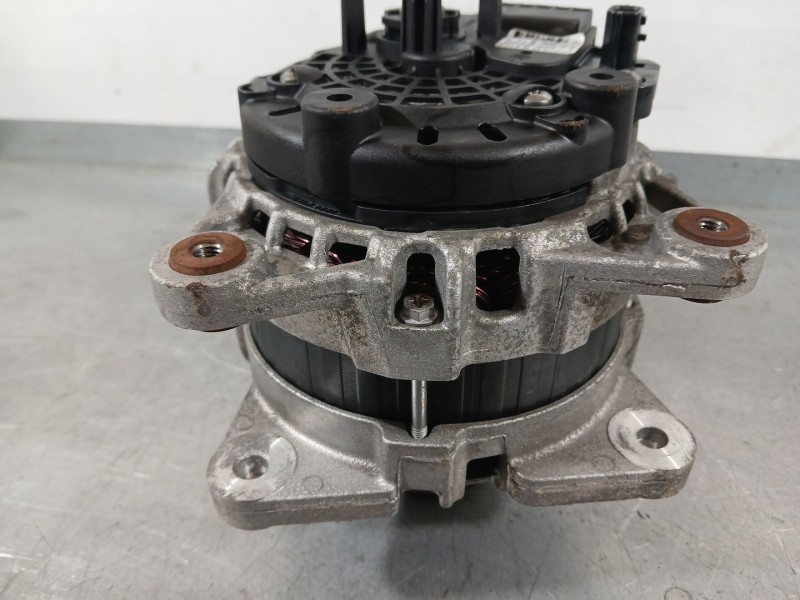 Recambio de alternador para renault megane iv hatchback (b9a/m/n_) 1.5 dci 90 (b9a1) referencia OEM IAM 231000026R  