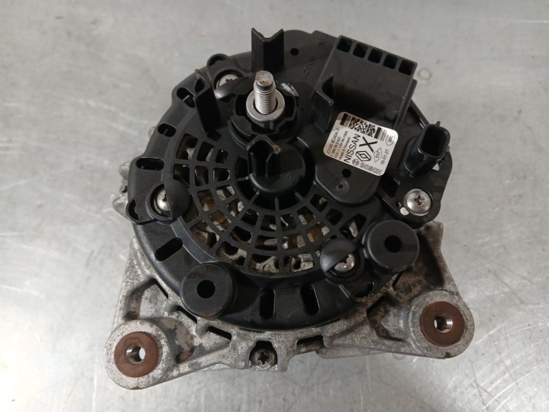 Recambio de alternador para renault megane iv hatchback (b9a/m/n_) 1.5 dci 90 (b9a1) referencia OEM IAM 231000026R  