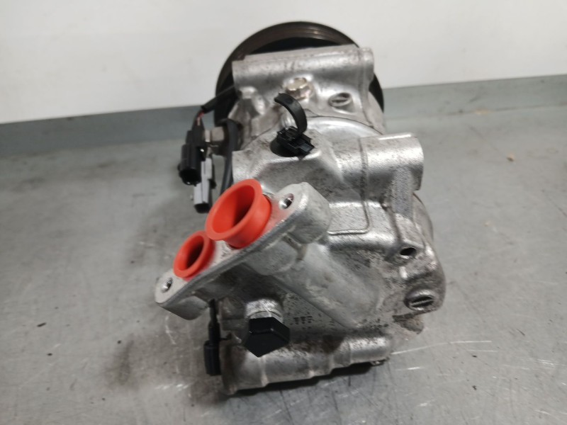Recambio de compresor aire acondicionado para renault megane iv hatchback (b9a/m/n_) 1.5 dci 90 (b9a1) referencia OEM IAM 926009