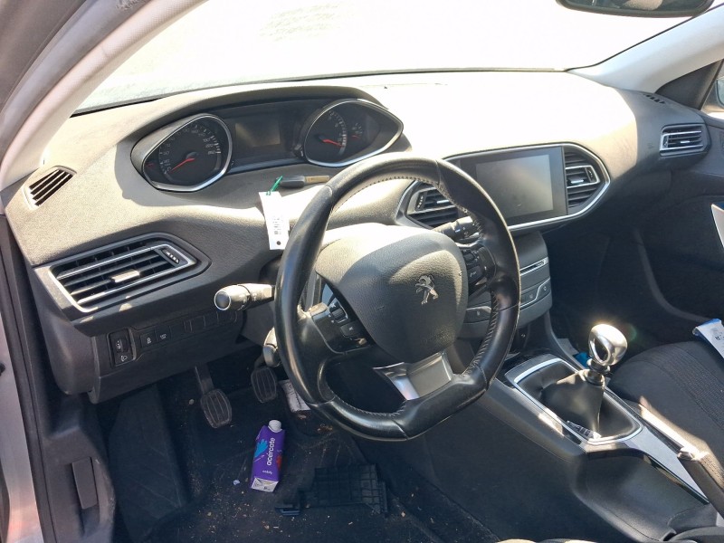 peugeot 308 sw ii (lc_, lj_, lr_, lx_, l4_) del año 2015