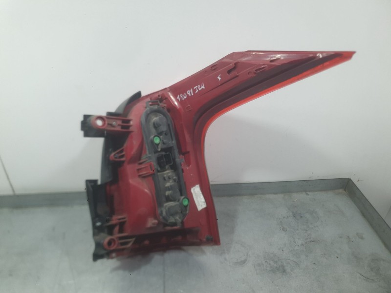 Recambio de piloto trasero izquierdo para peugeot 5008 (0u_, 0e_) 1.6 hdi referencia OEM IAM 6350KH  