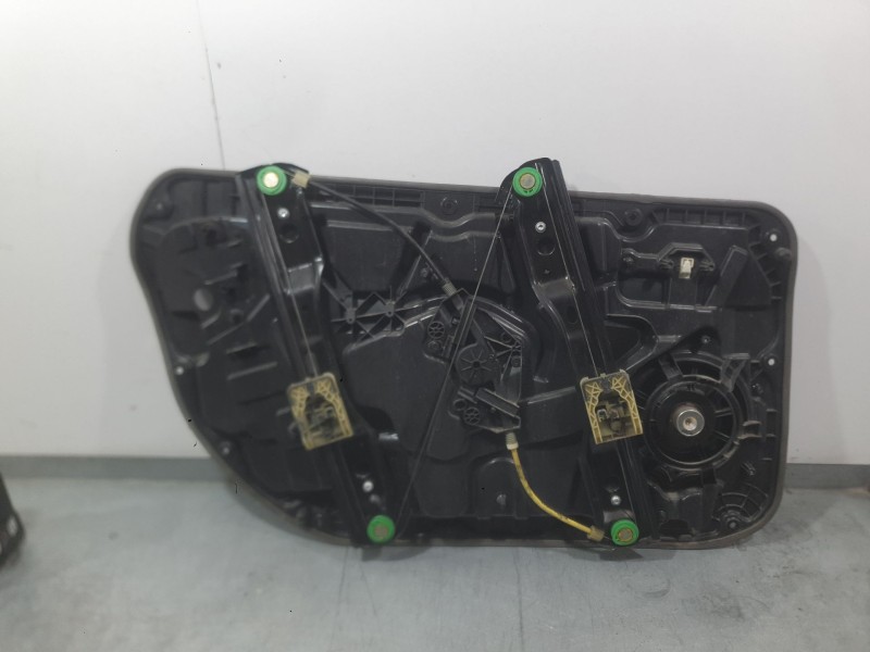 Recambio de elevalunas delantero derecho para volvo v40 hatchback (525) d3 referencia OEM IAM 2681384  ELECTRICO