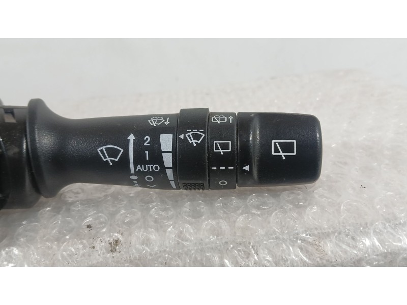 Recambio de mando limpia para kia rio iii (ub) 1.2 cvvt referencia OEM IAM   