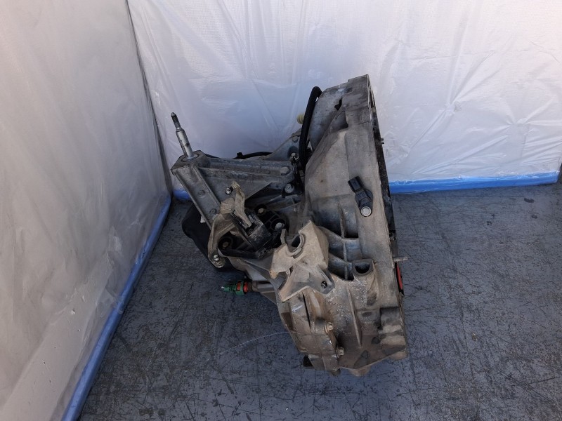 Recambio de caja cambios para renault kangoo / grand kangoo ii (kw0/1_) 1.5 dci 90 (kw05, kw08, kw0g, kw11) referencia OEM IAM J