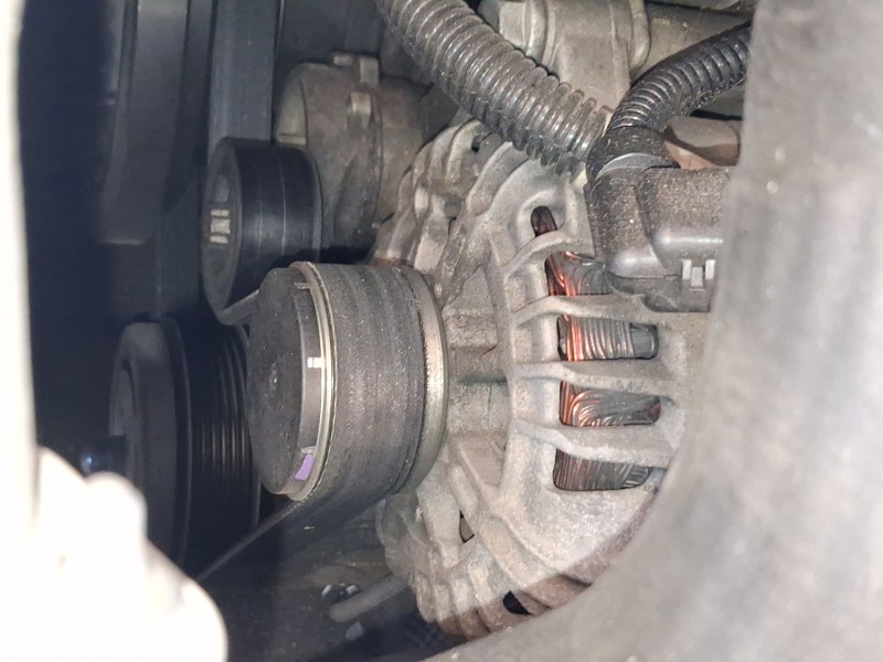Recambio de alternador para peugeot 308 sw ii (lc_, lj_, lr_, lx_, l4_) 1.2 thp 130 referencia OEM IAM 9818677980 1608064580 