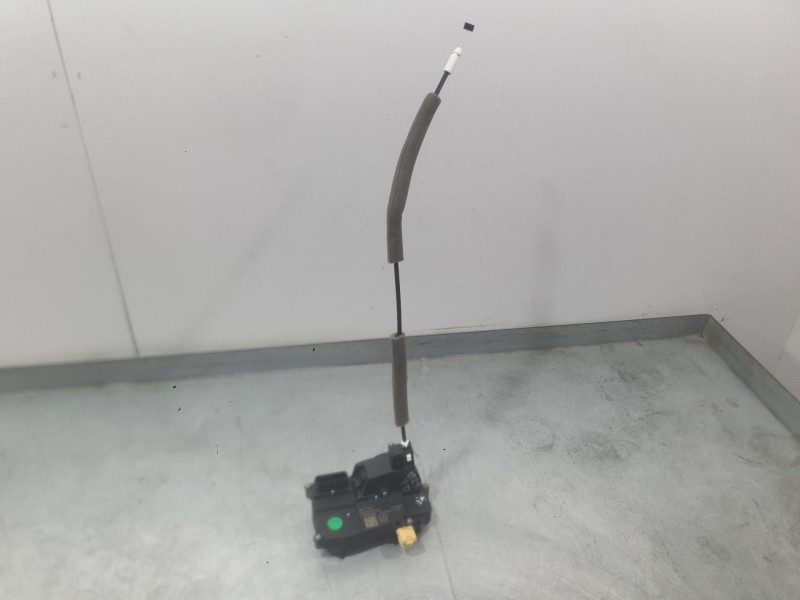 Recambio de cerradura puerta trasera derecha para omoda omoda 5 omoda 5 hev referencia OEM IAM 554001268AA  