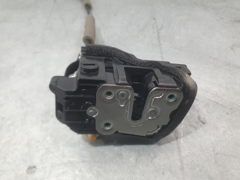 Recambio de cerradura puerta trasera derecha para omoda omoda 5 omoda 5 hev referencia OEM IAM 554001268AA  