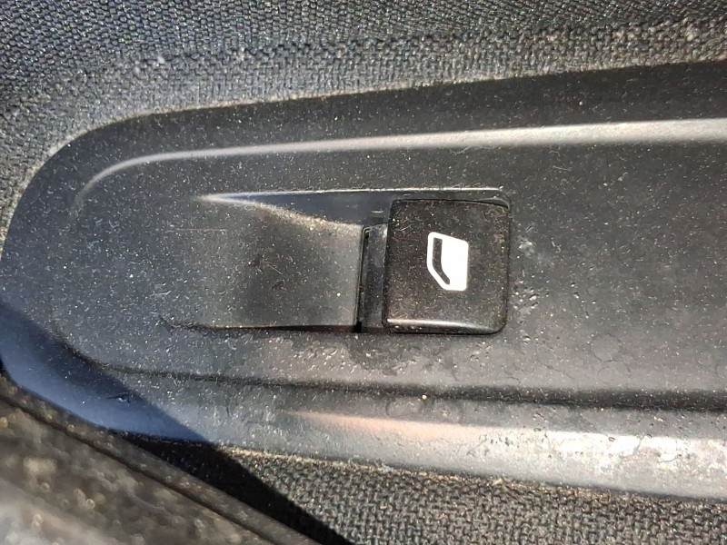 Recambio de mando elevalunas delantero derecho para peugeot 308 sw ii (lc_, lj_, lr_, lx_, l4_) 1.2 thp 130 referencia OEM IAM 9