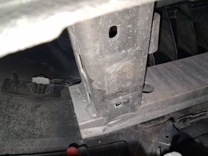Recambio de refuerzo paragolpes trasero para peugeot 308 sw ii (lc_, lj_, lr_, lx_, l4_) 1.2 thp 130 referencia OEM IAM 96773784