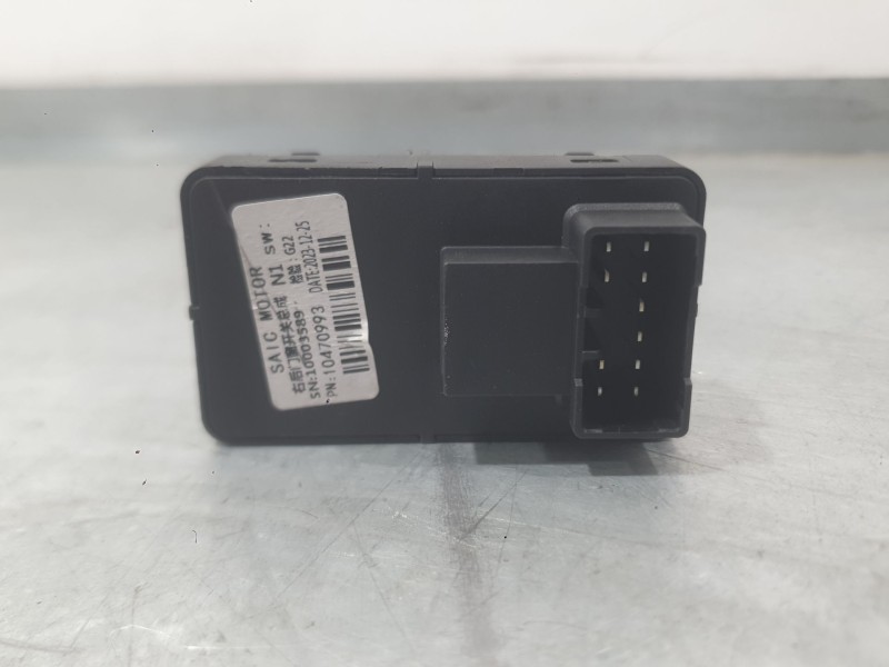 Recambio de mando elevalunas trasero derecho para mg zs suv (azs1) 1.5 vti referencia OEM IAM 10470993  