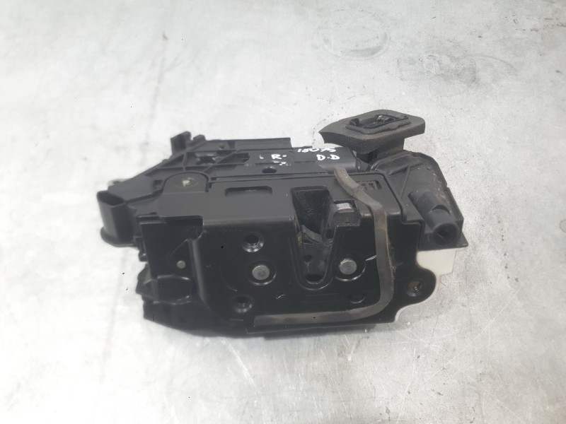 Recambio de cerradura puerta delantera derecha para seat leon st (5f8) 1.2 tsi referencia OEM IAM 5K1837016E  